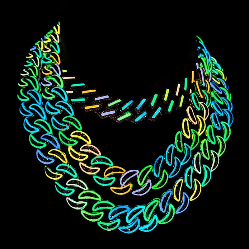 18MM Glow Curve Cuban Link Chain – “Luminous Wave” Edition White Gold 8 IN (Bracelet) - Shop Gold Supply