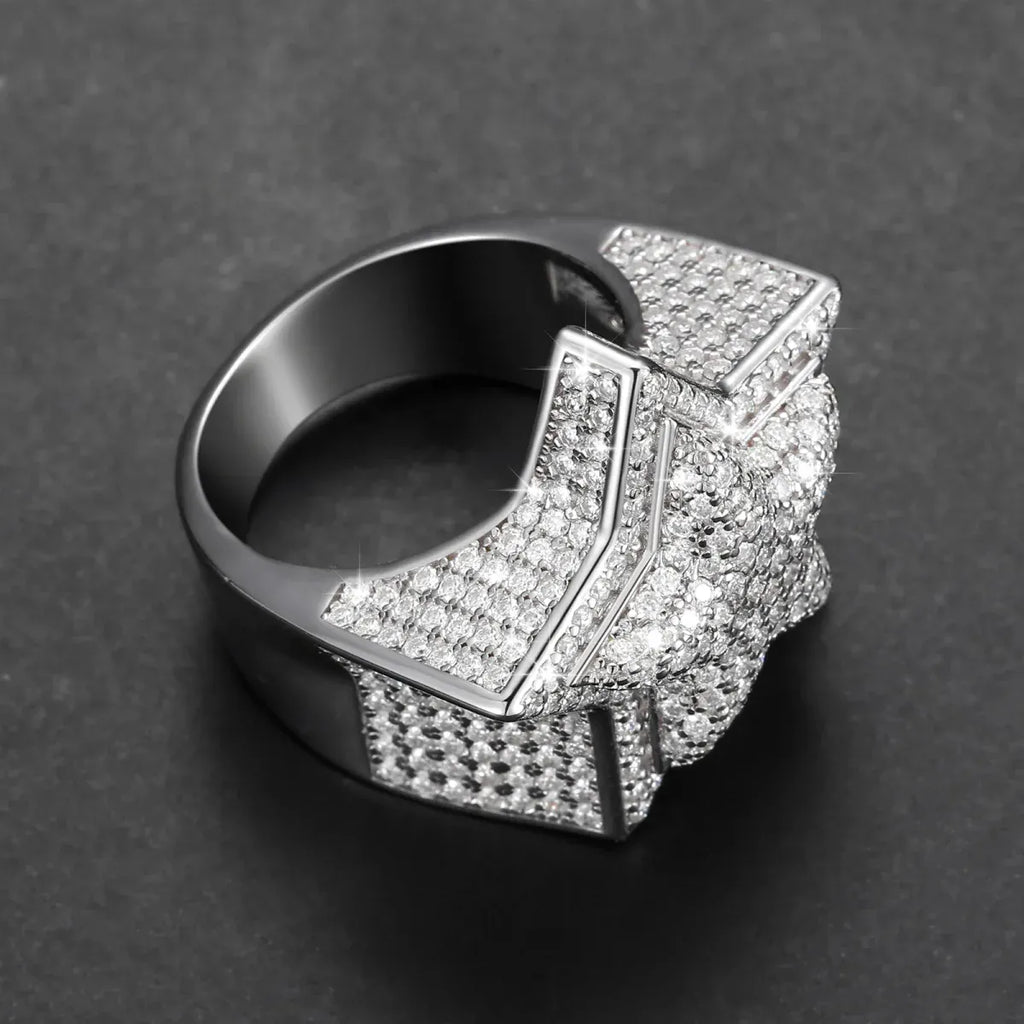 Five-Point Star Pavé Ring – “Supernova Shine” Edition - The Gold Supply