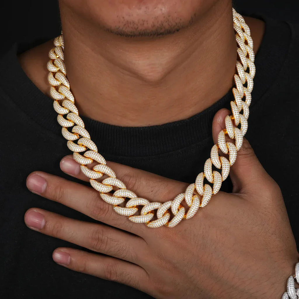 Iced Bubble Cuban Chain – ”Avalanche Links” Edition - The Gold Supply