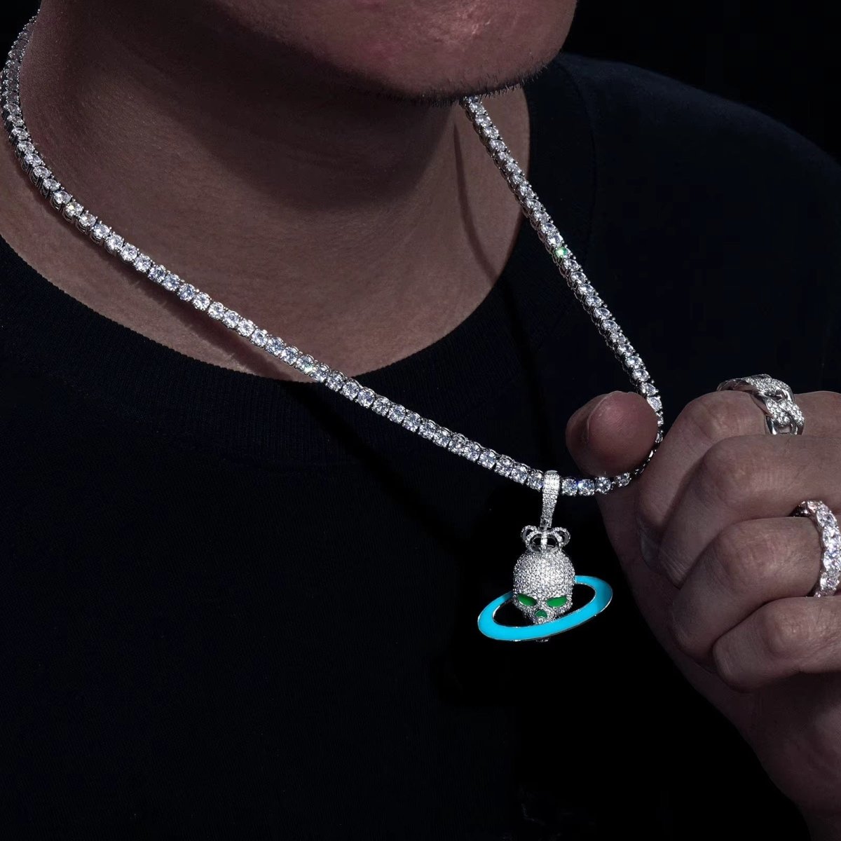 Moissanite Glow Skull Saturn Pendant – “Cosmic Reign” Edition - Shop Gold Supply